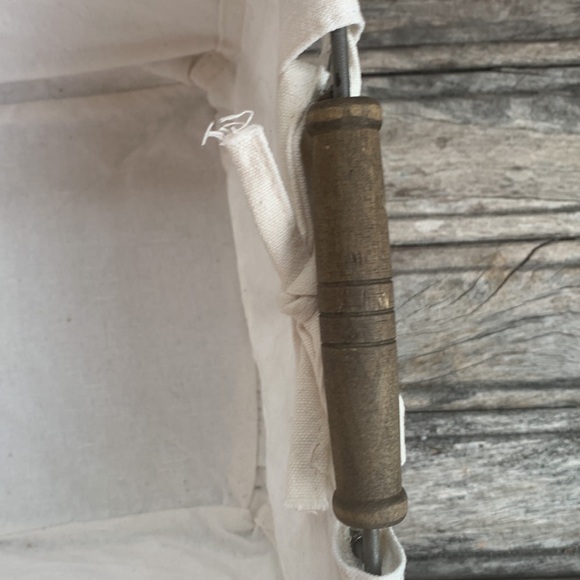 Farmhouse Chickenwire Lined Basket - Picture 3 of 10